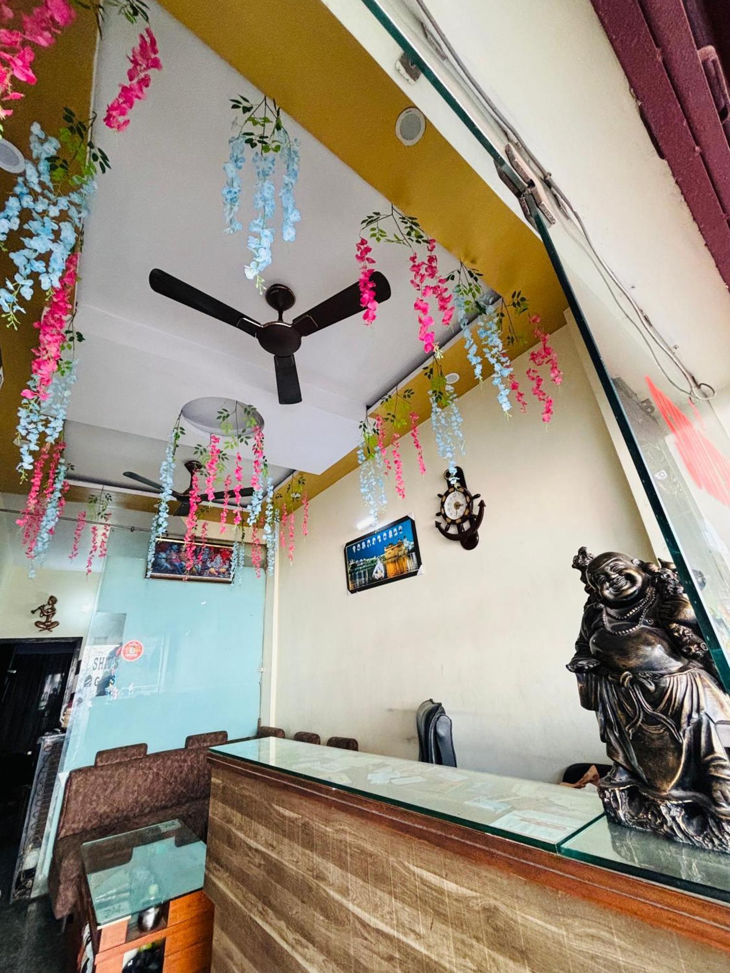 Shiv Shankar Guest House Amritsar Exterior foto